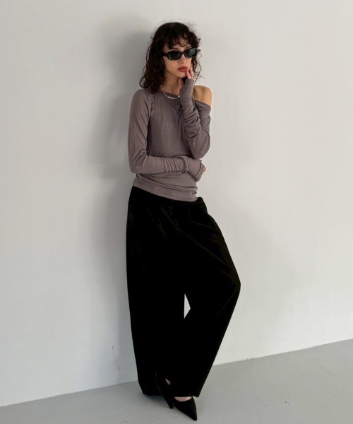 HANNE(アン)の「2タックワイドパンツ(スラックス・レディース・ブラック/ベージュ/グレー・SMALL/MEDIUM)」の13枚目の写真