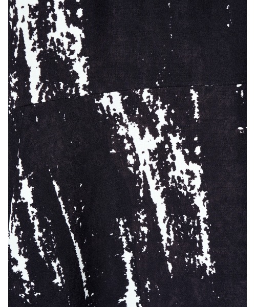 RUMCHE(ラムシェ)の「Woodpecker Print Skirt / ウッドペッカープリントスカート(スカート・レディース・ブラック・FREE)」の3枚目の写真