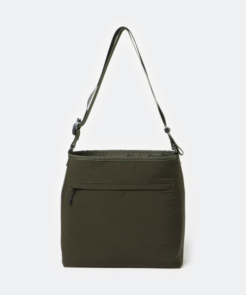 バッグ DAIWA PIER39 TECH REVERSIBLE BB-33025W DAIWA PIER39 TECH REVERSIBLE ONE SHOULDER BAG BB-33025W