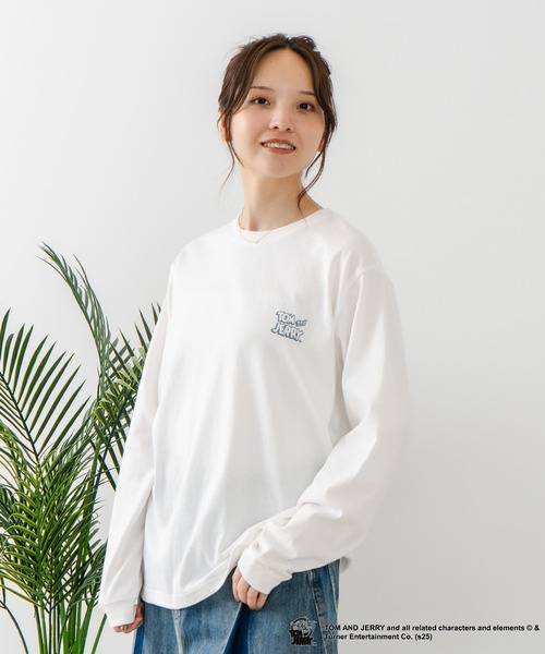 CONVERSE(コンバース)の「【CONVERSE/コンバース】×【TOM AND JERRY/トムとジェリー】両面プリント オーバーサイズ ロンT(Tシャツ/カットソー・レディース・ブラック系その他/ブラック系その他2/ベージュ系その他2/ベージュ系その他・LARGE/MEDIUM)」の4枚目の写真