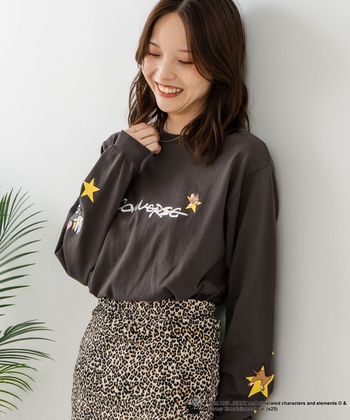 CONVERSE(コンバース)の「【CONVERSE/コンバース】×【TOM AND JERRY/トムとジェリー】両面プリント オーバーサイズ ロンT(Tシャツ/カットソー・レディース・ブラック系その他/ブラック系その他2/ベージュ系その他2/ベージュ系その他・LARGE/MEDIUM)」の14枚目の写真