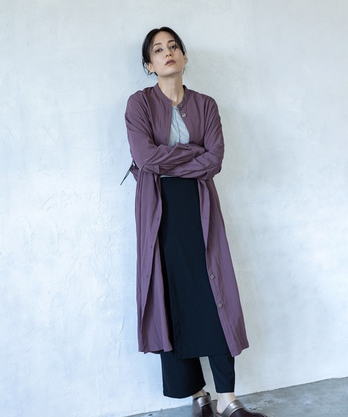 OSMOSIS(オズモーシス)の「バックタックシャツワンピース(ワンピース・レディース・ライトベージュ/ピンク系その他/ブラック・ONE SIZE)」の4枚目の写真