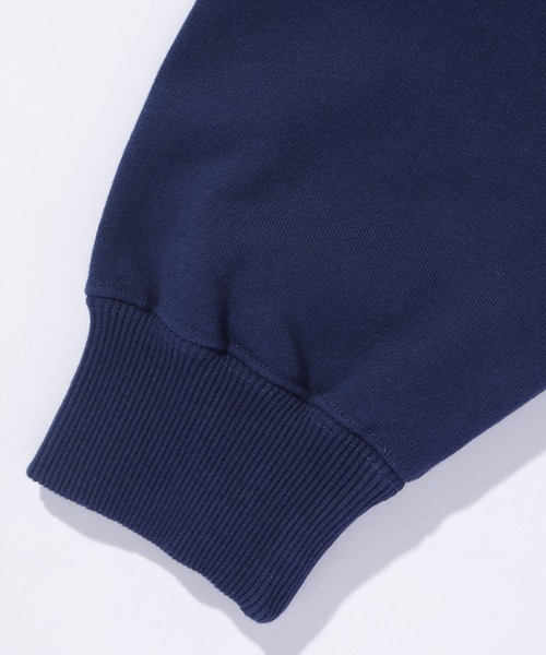 XLARGE(エクストララージ)の「CHENILLE LOGO CREWNECK SWEATSHIRT(スウェット・メンズ・グリーン/ブラック/ネイビー・S/M/XL/L)」の5枚目の写真