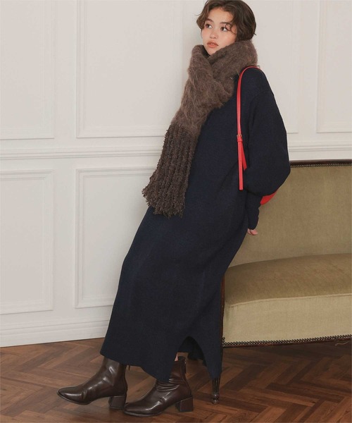 titivate（ティティベイト）の「モヘアタッチボリュームマフラー（マフラー・レディース・ブラウン/レッド/グレー/オフホワイト/ブラック/ライトブルー・FREE）」の18枚目の写真