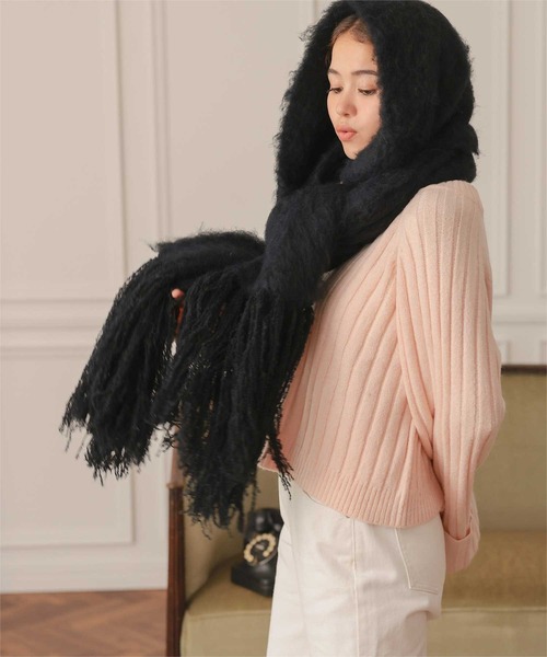 titivate（ティティベイト）の「モヘアタッチボリュームマフラー（マフラー・レディース・ブラウン/レッド/グレー/オフホワイト/ブラック/ライトブルー・FREE）」の12枚目の写真