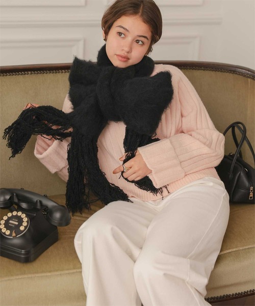 titivate（ティティベイト）の「モヘアタッチボリュームマフラー（マフラー・レディース・ブラウン/レッド/グレー/オフホワイト/ブラック/ライトブルー・FREE）」の13枚目の写真