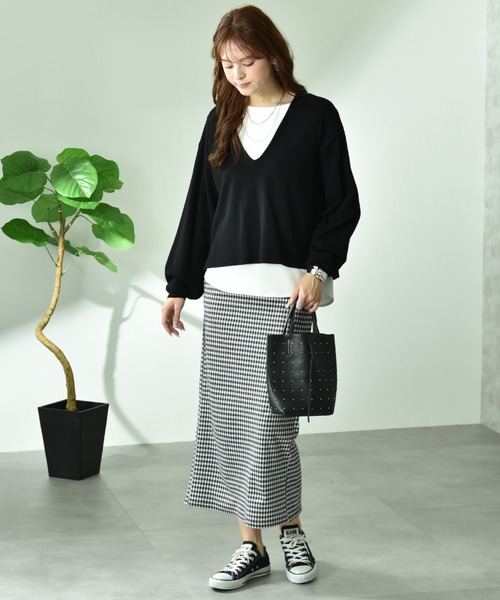 INTERPLANET(インタープラネット)の「【CLOCHE】VネックニットインナーSET(ニット/セーター・レディース・ブラック/グレイッシュベージュ・FREE)」の16枚目の写真