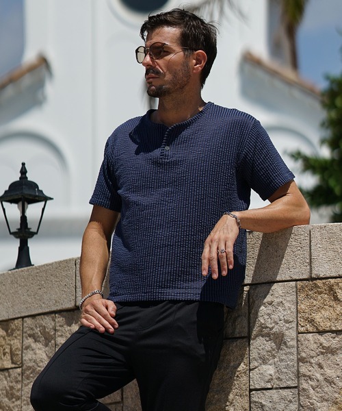 JOKER(ジョーカー)の「シアサッカーヘンリーネックTシャツ メンズ 半袖 Tシャツ カットソー 夏服(Tシャツ/カットソー・メンズ・ブラック/ホワイト×グレー/ホワイト/ネイビー/ホワイト×ネイビー・M/L/XL)」の5枚目の写真