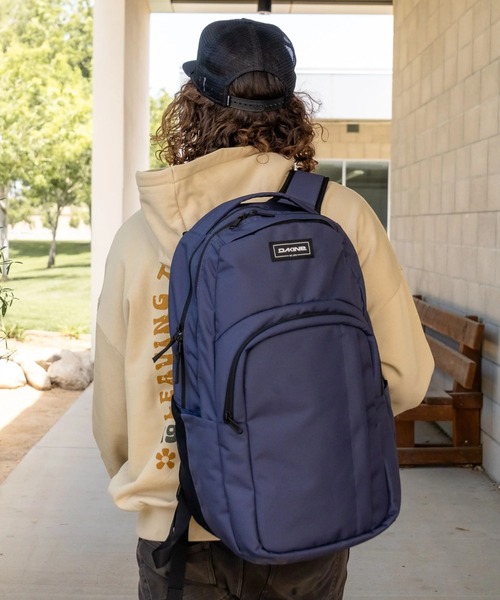 DAKINE(ダカイン)の「DAKINE CAMPUS BACKPACK 33L バックパック/リュック 【2025年秋冬モデル】/ダカインクーラーポケット付きバックパック・リュックサック(バックパック/リュック・メンズ・マルチ/ブルー系その他・FREE)」の1枚目の写真