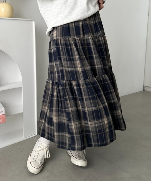 CLEA（クレア）の「レトロチェック柄ティアードスカート（スカート・レディース・ネイビー/ブラウン/ブラック・FREE）」の3枚目の写真