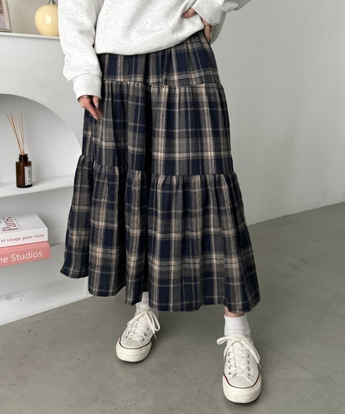 CLEA（クレア）の「レトロチェック柄ティアードスカート（スカート・レディース・ネイビー/ブラウン/ブラック・FREE）」の19枚目の写真