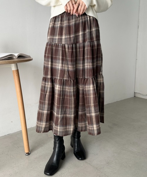 CLEA（クレア）の「レトロチェック柄ティアードスカート（スカート・レディース・ネイビー/ブラウン/ブラック・FREE）」の13枚目の写真