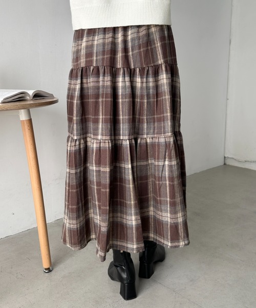 CLEA（クレア）の「レトロチェック柄ティアードスカート（スカート・レディース・ネイビー/ブラウン/ブラック・FREE）」の14枚目の写真