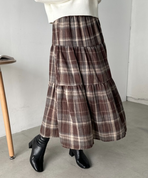 CLEA（クレア）の「レトロチェック柄ティアードスカート（スカート・レディース・ネイビー/ブラウン/ブラック・FREE）」の15枚目の写真