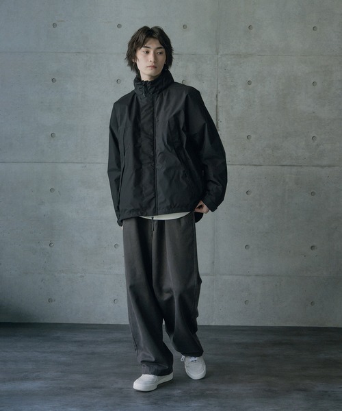 RATTLE TRAP(ラトルトラップ)の「【+phenix / プラスフェニックス別注】スタンドダウンジャケット(ダウンジャケット/コート・メンズ・ブラック・M/L)」の6枚目の写真