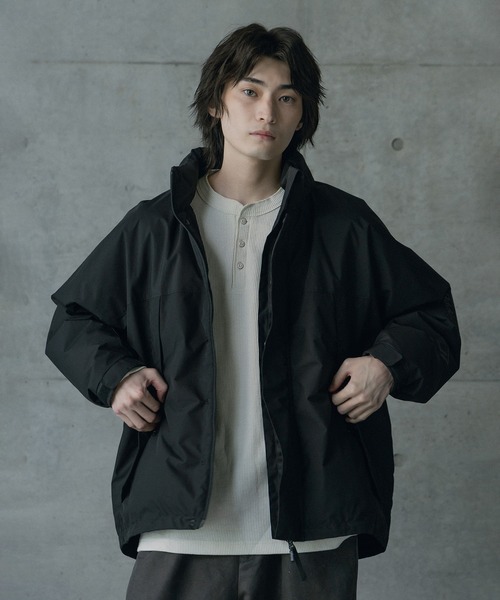 RATTLE TRAP(ラトルトラップ)の「【+phenix / プラスフェニックス別注】スタンドダウンジャケット(ダウンジャケット/コート・メンズ・ブラック・M/L)」の12枚目の写真