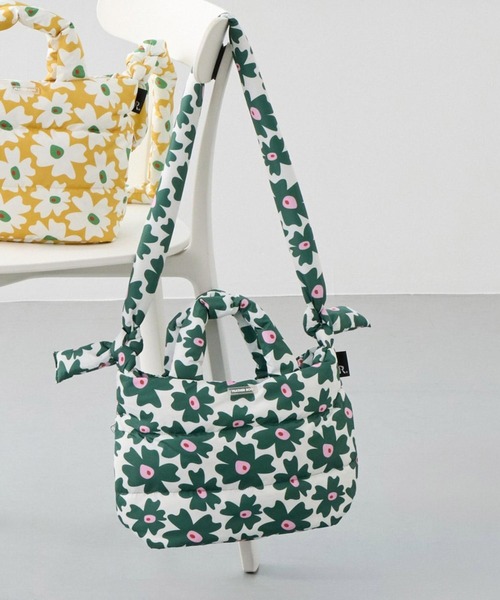 ROOTOTE(ルートート)の「ルートート / 限定 トートバッグ 2way ショルダーバッグ 軽量 ダウン 花柄 斜め掛け FE.デリ.フラワーRTG-A(ショルダーバッグ・レディース・グリーン/イエロー・FREE)」の2枚目の写真