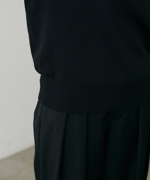 LARUTA(ラルータ)の「【LARUTA】袖口ちび釦シンプルニット(ニット/セーター・レディース・モカ/ネイビー/レッド/オフホワイト/ブラック・FREE)」の12枚目の写真