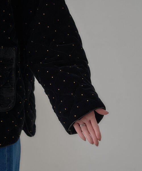 CIAOPANIC TYPY（チャオパニックティピー）の「【aguni】ベロアラメドットプリントキルトジャケット（ノーカラーコート・レディース・ブラック/ブラウン・ONE SIZE）」の20枚目の写真