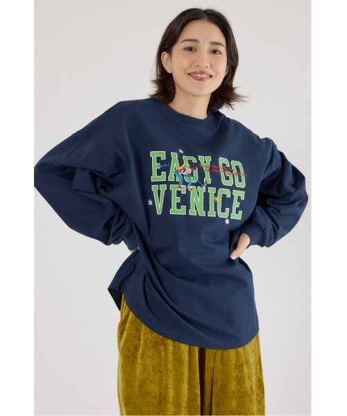 RODEO CROWNS WIDE BOWL(ロデオクラウンズワイドボウル)の「embroidery collegeロング Tシャツ(Tシャツ/カットソー・レディース・サックスブルー/ネイビー/アイボリー・FREE)」の4枚目の写真