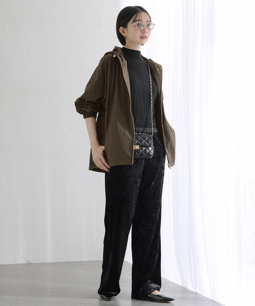 La TOTALITE（ラトータリテ）の「ベロアイージーパンツ（その他パンツ・レディース・ブラック/ネイビー・36/38）」の3枚目の写真