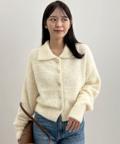 Futier land（フューティアランド）の「ふわもこビジューボタンカーディガン（カーディガン/ボレロ・レディース・チャコールグレー/アイボリー/ピンク・FREE）」の2枚目の写真