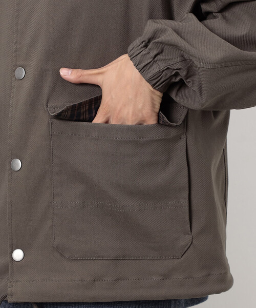 COMME CA ISM(コムサイズム)の「GUM ストレッチ コーチ ジャケット(ブルゾン・メンズ・ブラック/カーキ・LARGE/MEDIUM)」の22枚目の写真