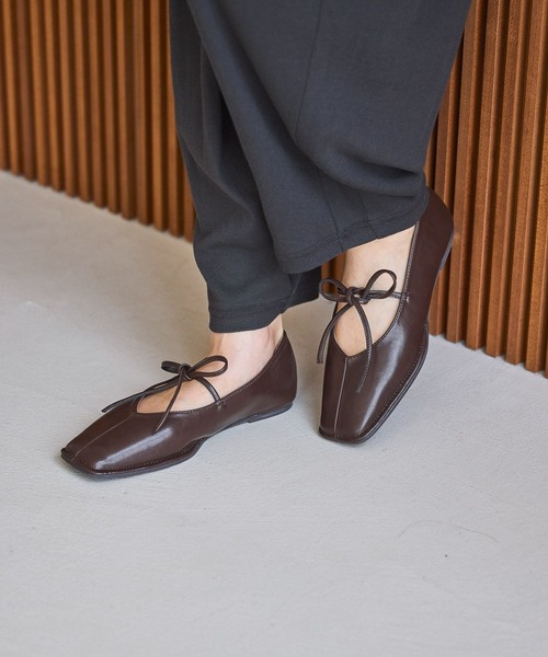 studio CLIP（スタディオクリップ）の「アソートスクエアパンプス（パンプス・レディース・ブラック/ベージュ/ダークブラウン・LARGE/MEDIUM）」の2枚目の写真