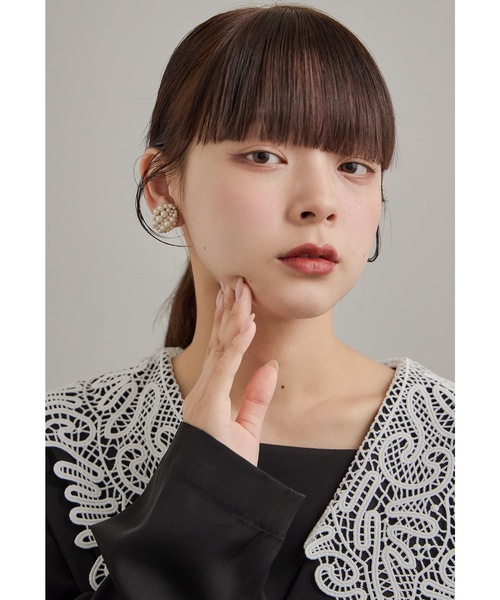niana(ニアナ)の「オーバルパールイヤリング ゴールド シルバー 結婚式 二次会 同窓会 成人式 パーティー お呼ばれ オケージョン フォーマル(イヤリング・レディース・ゴールド/シルバー・FREE)」の5枚目の写真