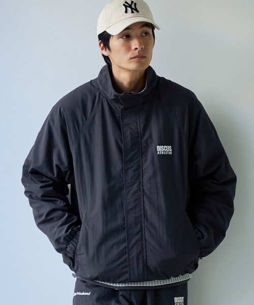 DISCUS(ディスカス)の「DISCUS(ディスカス)別注裏フリースブルゾン(ブルゾン・メンズ・ネイビー/ダークグレー/オフホワイト・M/S/XL/L)」の2枚目の写真