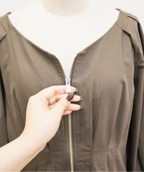 CLETTE(クレット)の「CLETTEオリジナルフロントジップウエストタックワンピース(ワンピース・レディース・パープル/カーキ/ブラック・LL/3L/4L)」の21枚目の写真