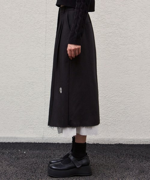 NICK&NICOLE(ニックアンドニコール)の「NICOLE PINTUCK LAYERED LONG SKIRT_BLACK(スカート・レディース・その他・FREE)」の3枚目の写真