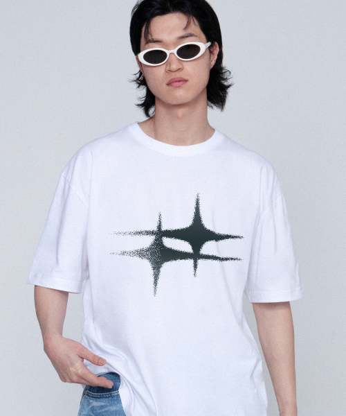 GRAVER（グレーバー）の「[ユニセックス]エターニティ半袖Tシャツ_ホワイト（Tシャツ/カットソー・レディース・ホワイト・SMALL/MEDIUM/LARGE/X-LARGE）」の3枚目の写真