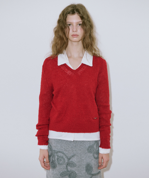 SINOON(シヌーン)の「Hairy Boucle V-Neck Knit (Red)(ニット/セーター・レディース・レッド・FREE)」の1枚目の写真