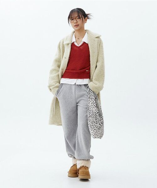 SINOON(シヌーン)の「Hairy Boucle V-Neck Knit (Red)(ニット/セーター・レディース・レッド・FREE)」の5枚目の写真