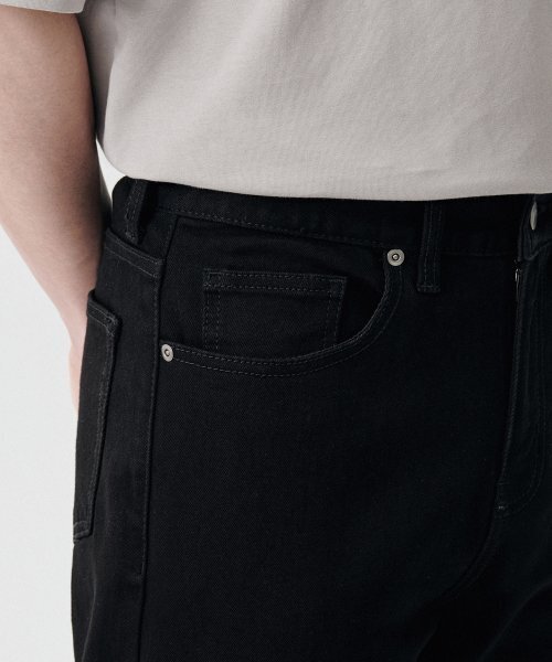 MUSINSA STANDARD（ムシンサスタンダード）の「[クールタンダード] ストレートデニムパンツ [ブラック]（デニムパンツ・メンズ・その他・40/42/36/34/26/28/38/32/30/31/33/27/29）」の4枚目の写真