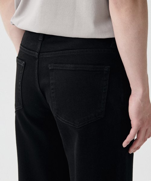 MUSINSA STANDARD（ムシンサスタンダード）の「[クールタンダード] ストレートデニムパンツ [ブラック]（デニムパンツ・メンズ・その他・40/42/36/34/26/28/38/32/30/31/33/27/29）」の5枚目の写真