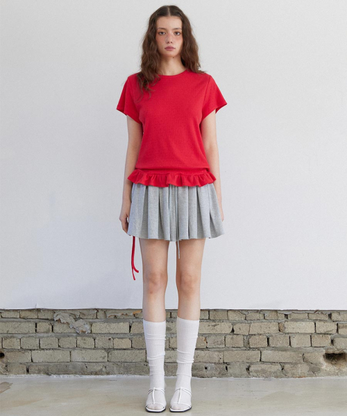 RENSE（レンセ）の「Eyelet Frill Half T-shirt Red（Tシャツ/カットソー・レディース・その他・OS）」の2枚目の写真