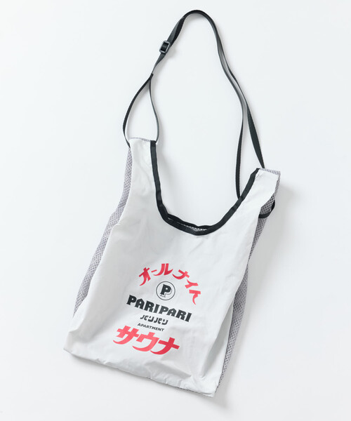 FREAK'S STORE(フリークスストア)の「PARIPARI × SAUVENIR × FREAK'S STORE/パリパリ × サウベニア × フリークスストア 別注 オールナイトサウナ PARIPARI タオル&ショルダーバッグセット(ショルダーバッグ・メンズ・グレー・ONE SIZE)」の6枚目の写真