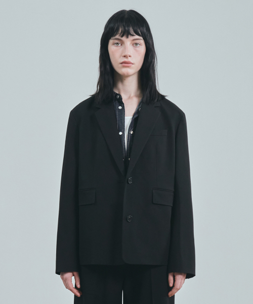 UNIFORM BRIDGE(ユニフォームブリッジ)の「back slit blazer(womens) black(テーラードジャケット・レディース・その他・SMALL/MEDIUM)」の2枚目の写真