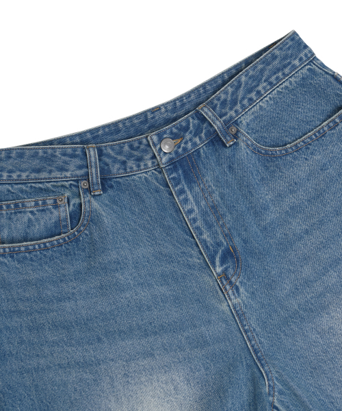 YALE(イェール)の「ウィメンズストレートデニムパンツ_ブルー(デニムパンツ・レディース・その他・SMALL/MEDIUM)」の5枚目の写真