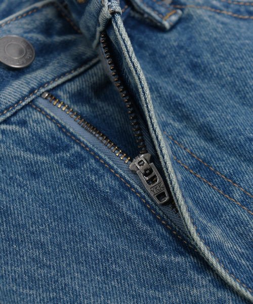 YALE(イェール)の「ウィメンズストレートデニムパンツ_ブルー(デニムパンツ・レディース・その他・SMALL/MEDIUM)」の7枚目の写真