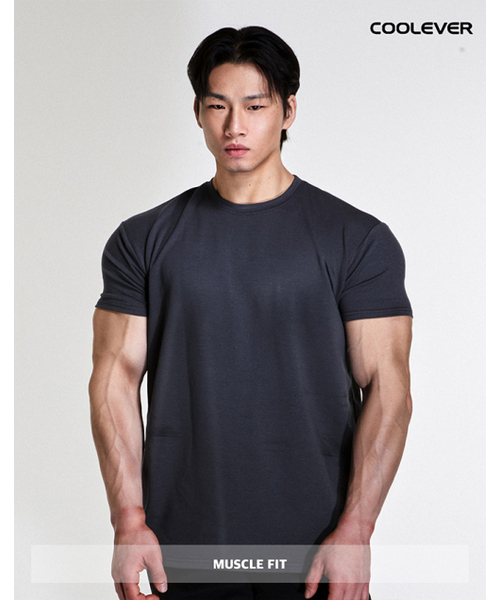 RVD(アールブイディー)の「無地クーリングワイドショルダーマッスルフィット半袖Tシャツ(チャコール)(Tシャツ/カットソー・メンズ・その他・LARGE/2XL/X-LARGE)」の2枚目の写真