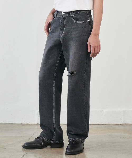 DECET(デケト)の「Dawn Semi Wide Jeans DCPT002CutBlack(デニムパンツ・レディース・その他・30/26/28/34)」の5枚目の写真