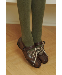 FORRR（フォルンルン）の「Lace Strap Maryjane - Dark Brown（スニーカー）」