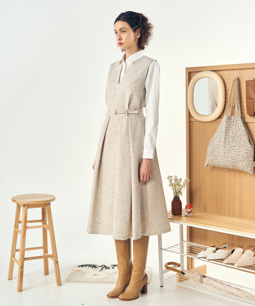 DE PERI MERA(ペリー メラ)の「ツイル2ピースロングワンピースベルトセット(ベージュ)(ワンピース・レディース・その他・SMALL/MEDIUM)」の1枚目の写真
