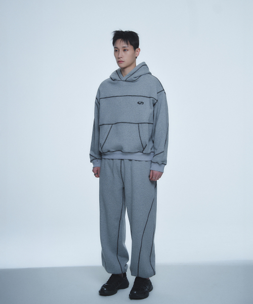 HYUNFIT（ヒョンフィット）の「COVERSTITCH LINE HOODIE-[GRAY]（スウェット・メンズ・その他・MEDIUM/LARGE/X-LARGE）」の5枚目の写真