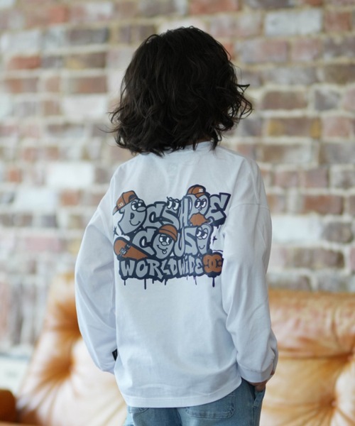 DC（ディーシー）の「DC/ディーシー 26 KD SK CREW LS キッズ ロンT YLT261510（Tシャツ/カットソー・キッズ・ホワイト/ベージュ・130cm/140cm/150cm/160cm）」の2枚目の写真