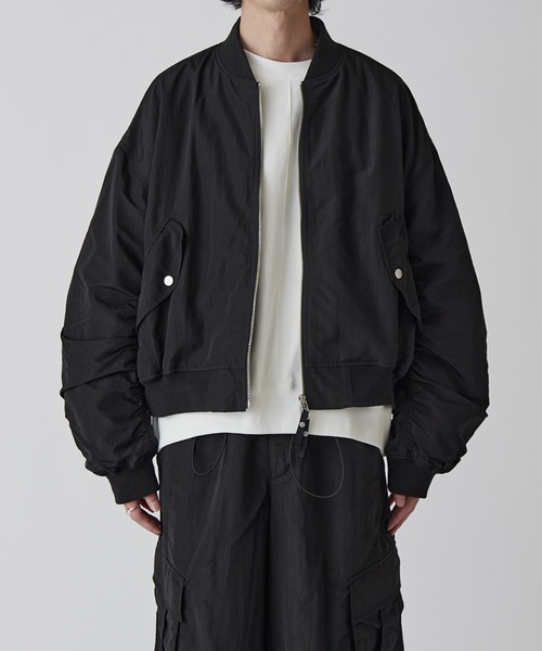 Lui's(ルイス)の「【Neucon】NYLON TRUCK BOMBER JACKET / ナイロントラックボンバージャケット / セットアップ対応(MA-1・メンズ・ブラック/ライトグレー・1/2)」の4枚目の写真