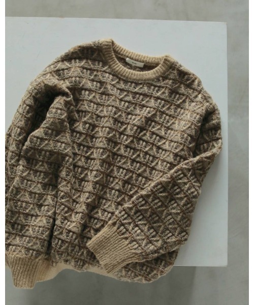 anuke(アンヌーク)の「Tucked Pattern Knit(ニット/セーター・レディース・ベージュ・FREE)」の12枚目の写真